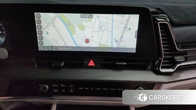 Kia Sportage 5th Generation 2022 Белый из Кореи, фото 5