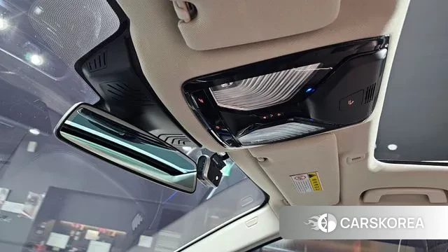 BMW 5 Series (G30) 2019 Белый из Кореи, фото 5