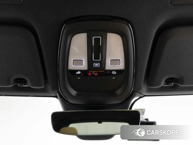 Volvo XC60 second Generation 2023 Белый из Кореи, фото 5