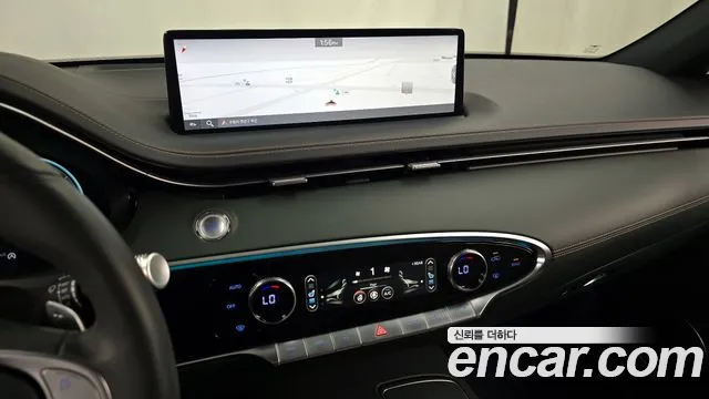 Genesis GV70 2023 Белый из Кореи, фото 5