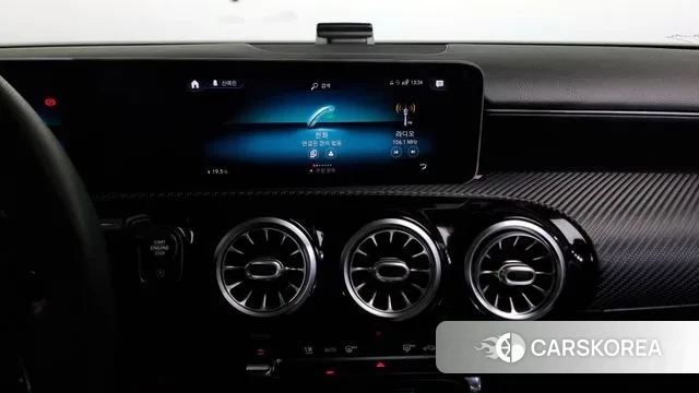 Mercedes-Benz A-Class W177 2020 Белый из Кореи, фото 5