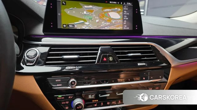 BMW 5 Series (G30) 2019 Серый из Кореи, фото 5