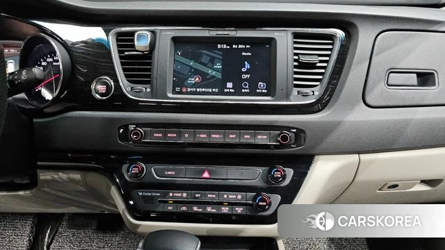 Kia The New Carnival 2019 Белый из Кореи, фото 5