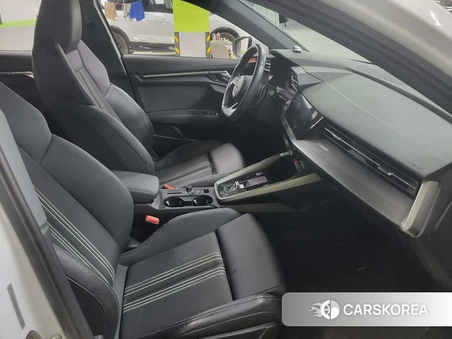 Audi A3 2022 Белый из Китая, фото 5