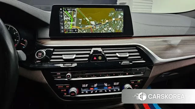 BMW 5 Series (G30) 2018 Черный из Кореи, фото 5