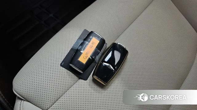 Genesis GV70 2021 Белый из Кореи, фото 5