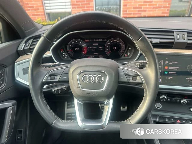 Audi Q3 2024 Темно-серый из Китая, фото 5