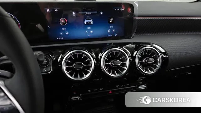 Mercedes-Benz A-Class W177 2025 Белый из Кореи, фото 5