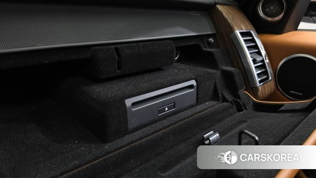 Land Rover Range Rover 4th Generation 2021 Белый из Кореи, фото 5