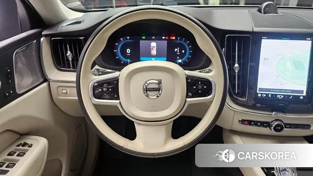Volvo XC60 second Generation 2021 Белый из Кореи, фото 5