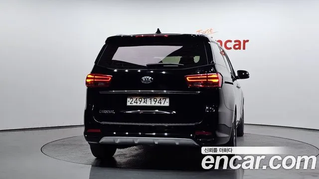 Kia The New Carnival id 2678569 из Кореи 5