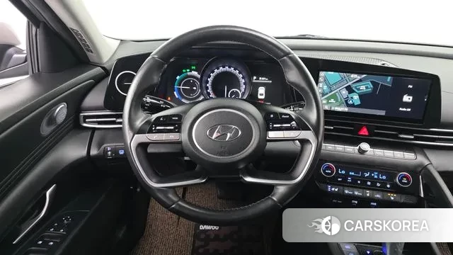 Hyundai Avante Hybrid (CN7) 2021 Серебристо-серый из Кореи, фото 5