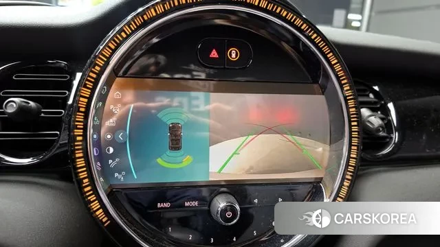 Mini Cooper Convertible 2024 Белый из Кореи, фото 5