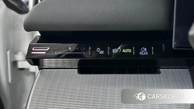 BMW 5 Series (G60) 2024 Белый из Кореи, фото 5