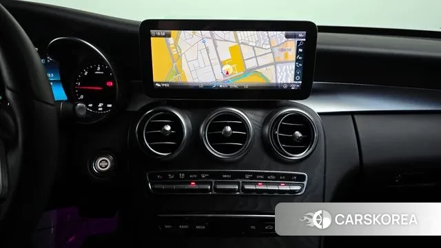 Mercedes-Benz C-Class W205 2019 Белый из Кореи, фото 5