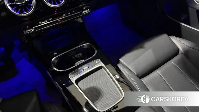 Mercedes-Benz A-Class W177 2023 Белый из Кореи, фото 5