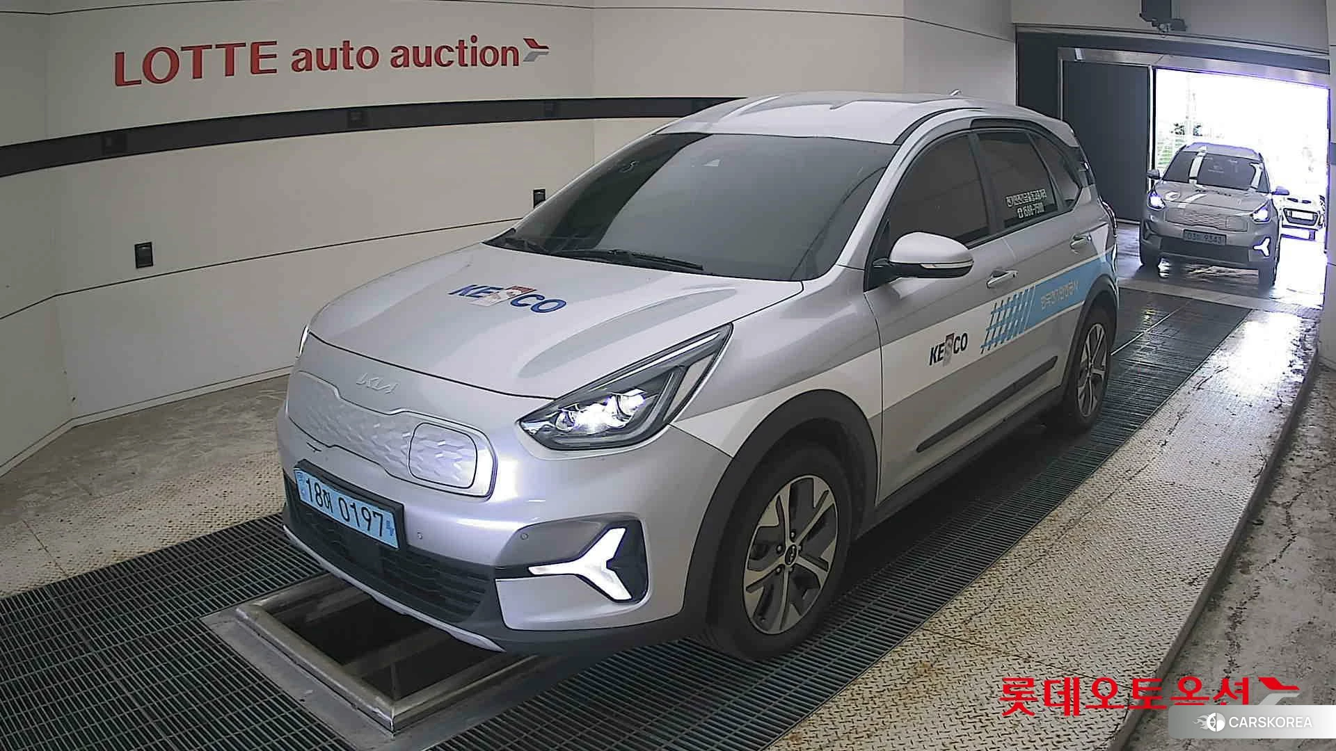 Kia Niro Plus 2023 Sparkling Silver из Кореи, фото 5