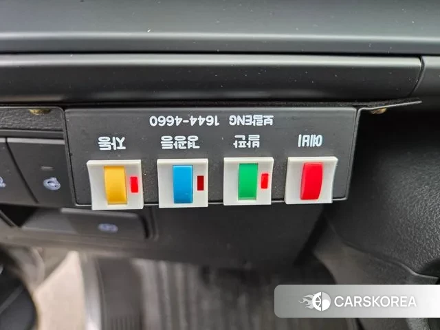 Hyundai Staria 2025 Серебряный из Кореи, фото 5