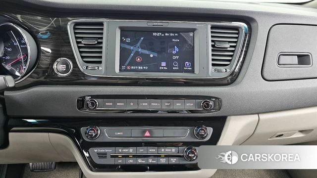 Kia The New Carnival 2019 Белый из Кореи, фото 5