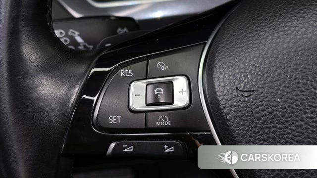 Volkswagen Tiguan second Generation 2018 Черный из Кореи, фото 5