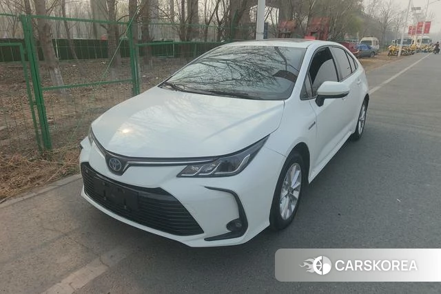 Toyota Corolla 2022 Белый из Китая, фото 5