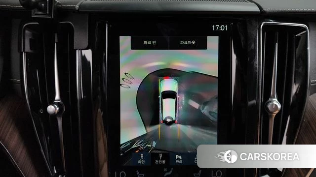 Volvo XC60 second Generation 2021 Белый из Кореи, фото 5