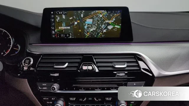 BMW 5 Series (G30) 2018 Черный из Кореи, фото 5