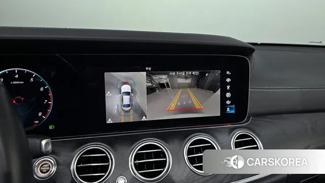 Mercedes-Benz E-Class W213 2022 Белый из Кореи, фото 5