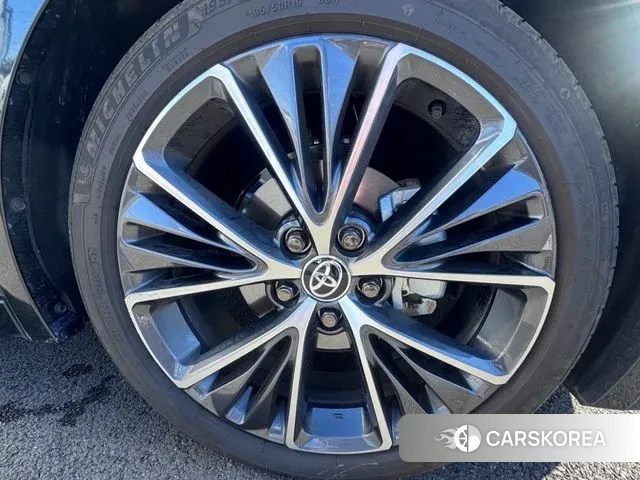 Toyota Prius 5th Generation 2024 Черный из Кореи, фото 5