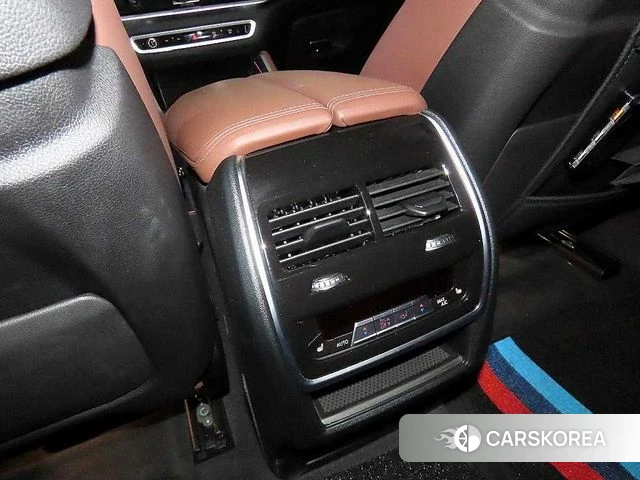 BMW X6 (G06) 2023 Белый из Кореи, фото 5