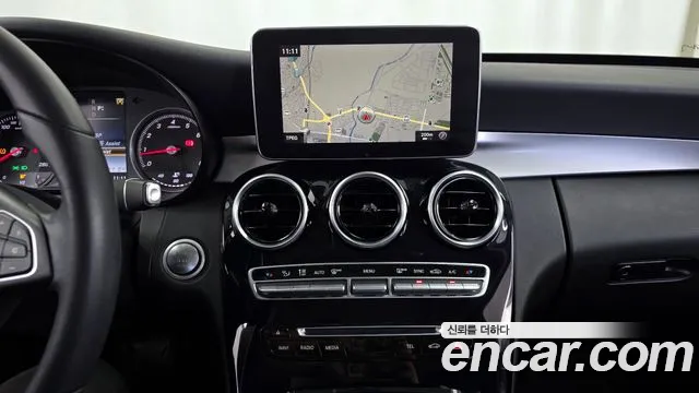 Mercedes-Benz C-Class W205 2018 Белый из Кореи, фото 5