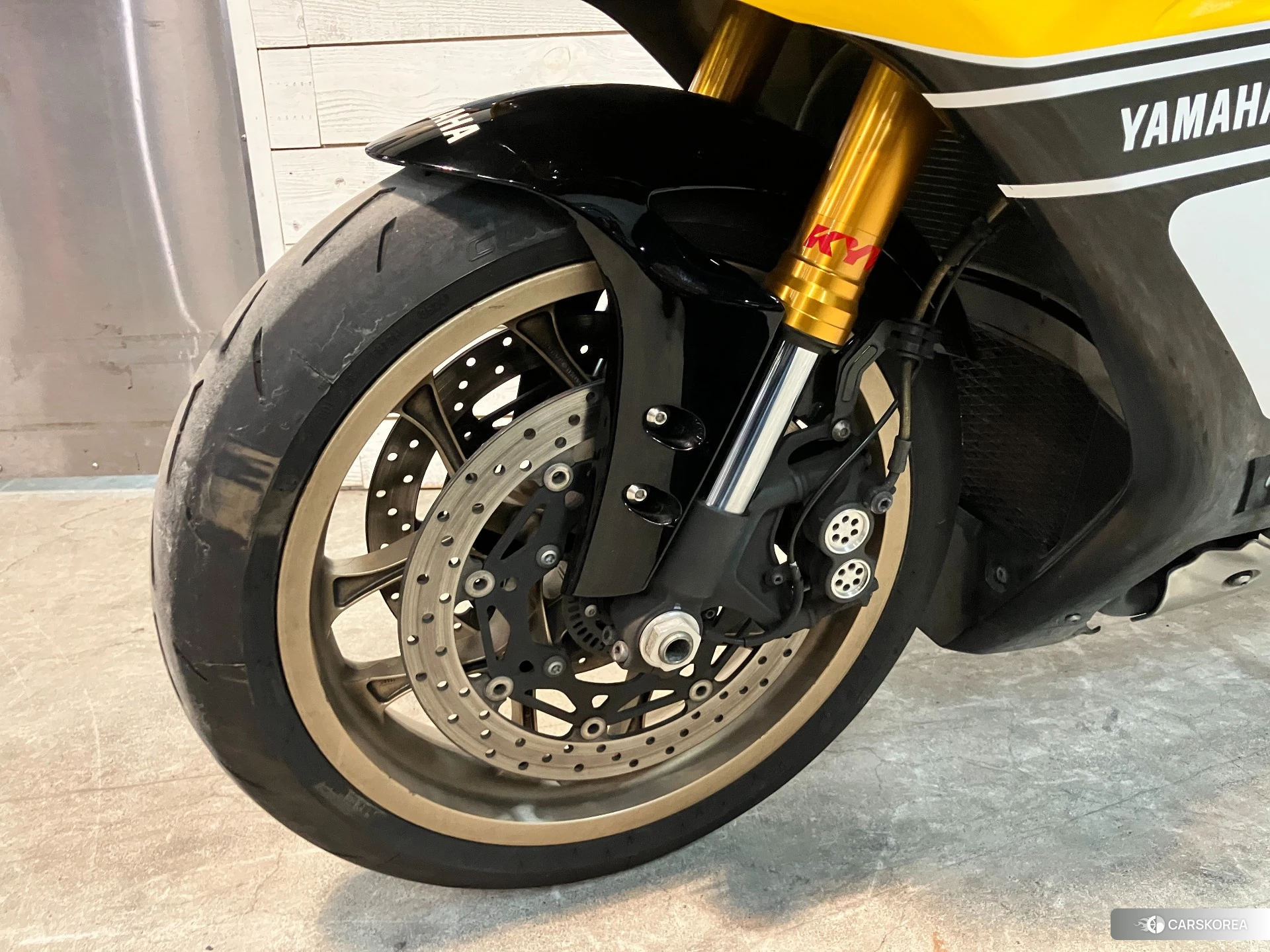 Yamaha YZF-R1 2016 из Японии, фото 3
