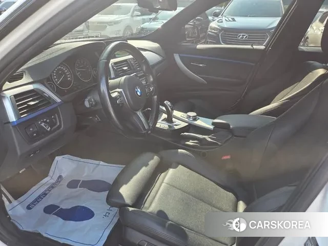 BMW 3 Series (G20) 2018 Белый из Кореи, фото 5