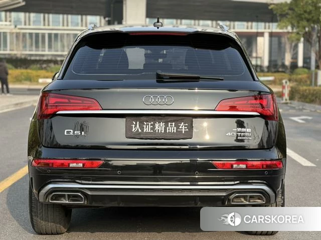 Audi Q5L 2022 Черный из Китая, фото 5