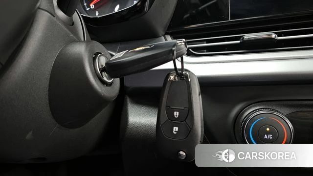 Chevrolet (GM Daewoo) Trax Crossover 2025 Черный из Кореи, фото 5