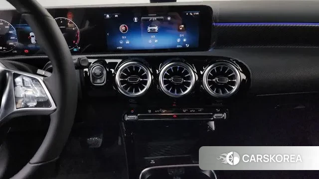 Mercedes-Benz A-Class W177 2025 Черный из Кореи, фото 5