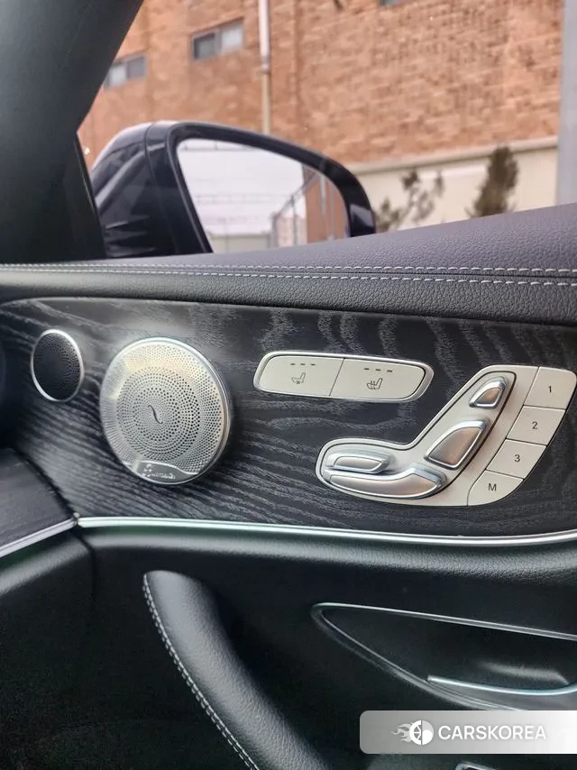 Mercedes-Benz E-Class W213 2019 Черный из Кореи, фото 5