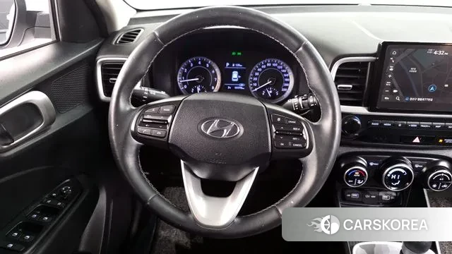 Hyundai Venue 2022 Белый из Кореи, фото 5