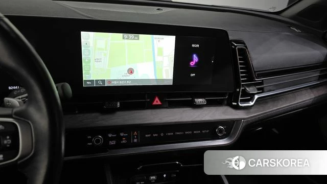 Kia Sportage 5th Generation 2023 Белый из Кореи, фото 5