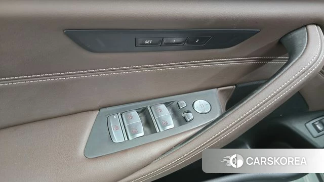 BMW 5 Series (G30) 2021 Серый из Кореи, фото 5