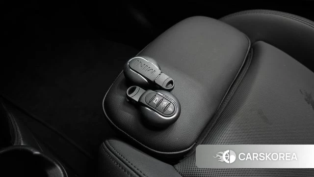Mini Cooper 2023 Белый из Кореи, фото 5