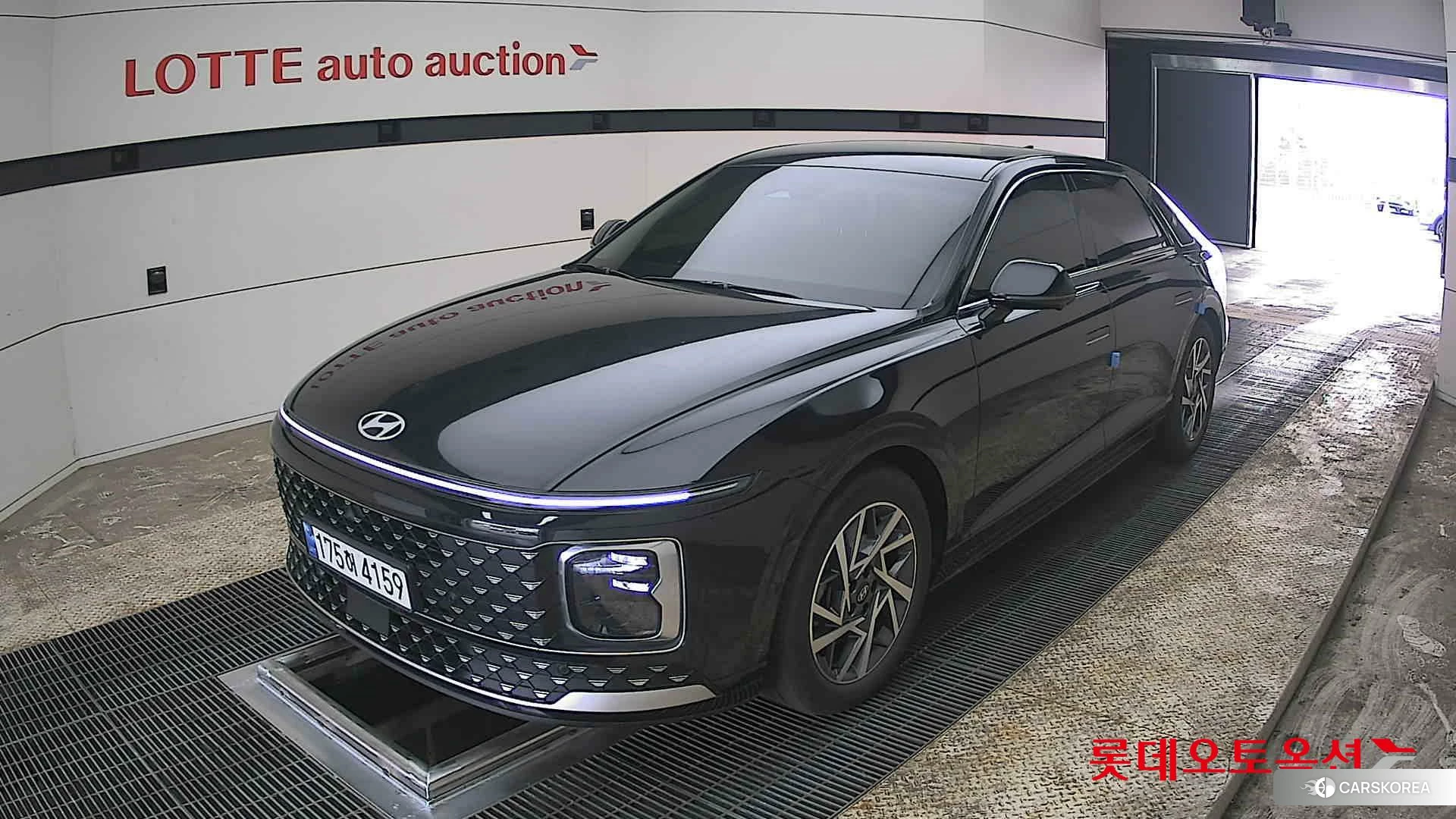 Hyundai Grandeur 2023 Abyss Black Pearl из Кореи, фото 5