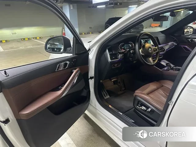 BMW X6 (G06) 2023 Белый из Кореи, фото 5