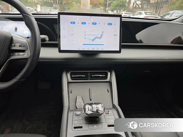 BYD Qin L DM 2024 Темно-серый из Китая, фото 5