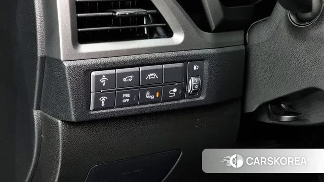 Ssangyong Beautiful Korando 2022 Черный из Кореи, фото 5