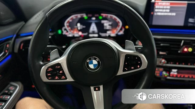 BMW 6 Series GT (G32) 2023 Серебристо-серый из Кореи, фото 5