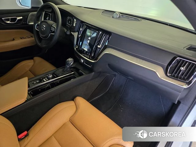 Volvo S60 3rd generation 2019 Белый из Кореи, фото 5