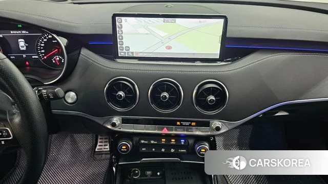 Kia Stinger Meister 2021 Белый из Кореи, фото 5