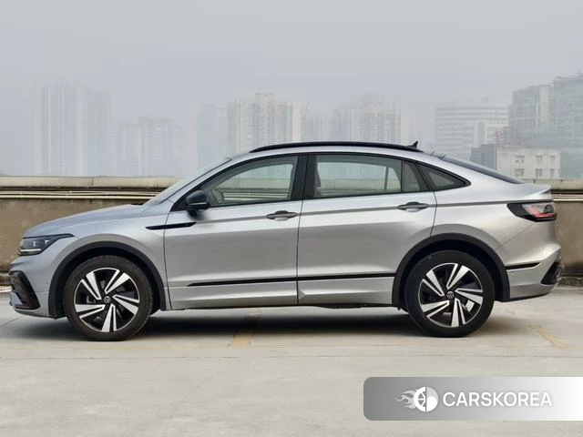 Volkswagen Tiguan X 2023 Темно-серый из Китая, фото 5