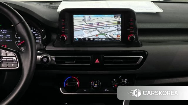 Kia Seltos 2021 Белый из Кореи, фото 5